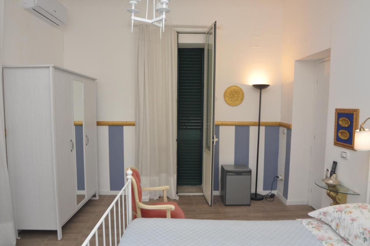 Bed and Breakfast Brenta 12 Мессина Экстерьер фото