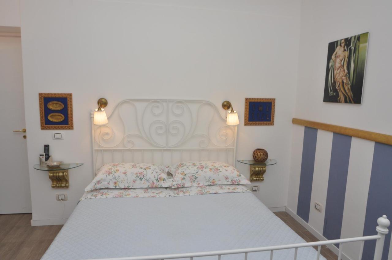 Bed and Breakfast Brenta 12 Мессина Экстерьер фото