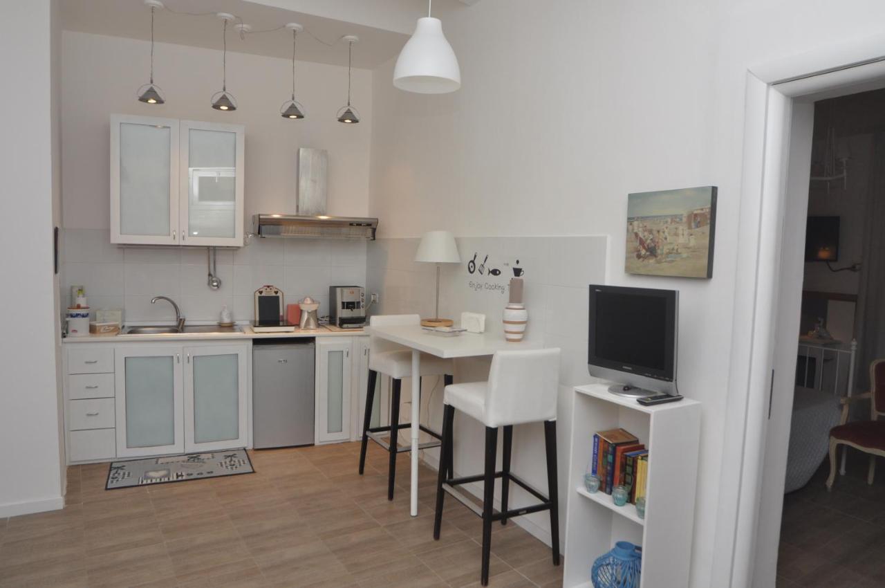 Bed and Breakfast Brenta 12 Мессина Экстерьер фото